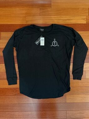 Panic! At The Disco Logo Girls Long-Sleeve Athletic T-Shirt Hot Topic NWT Small